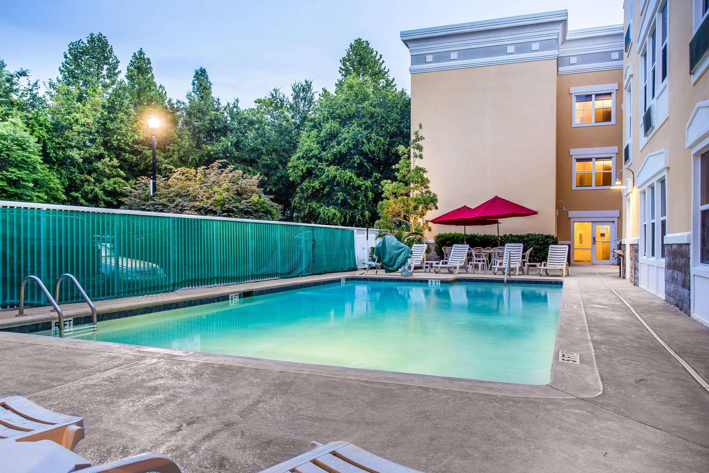 Comfort Suites At Isle Of Palms Connector Mount Pleasant Exterior foto